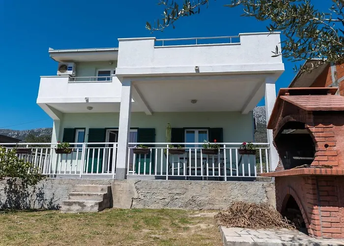 Διαμέρισμα Tanja *